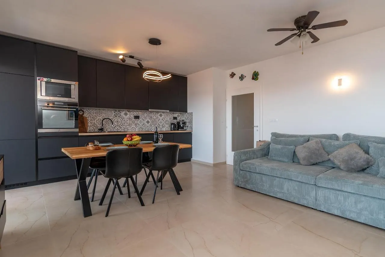 Apartman Adriana Traù